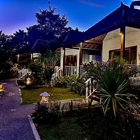 D Mas Huts Lembongan